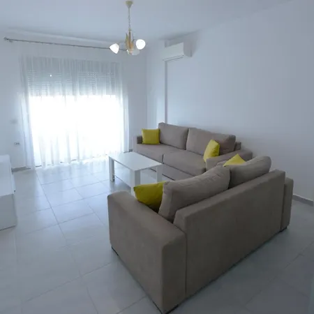 Apt Sarande Aparthotel *