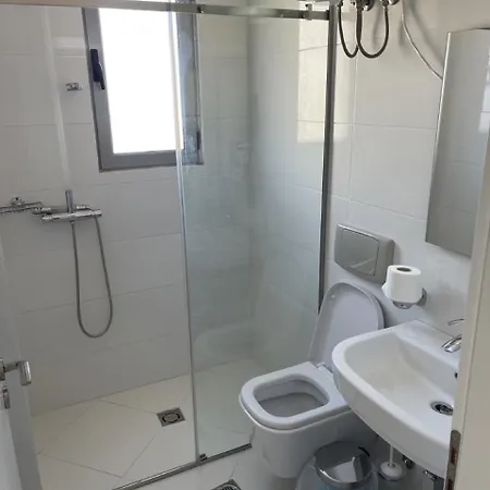 Aparthotel Apt Sarande *