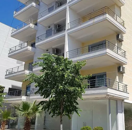 アパートホテル Apt Sarande