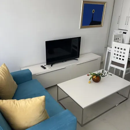 Apt Sarande Sarandë