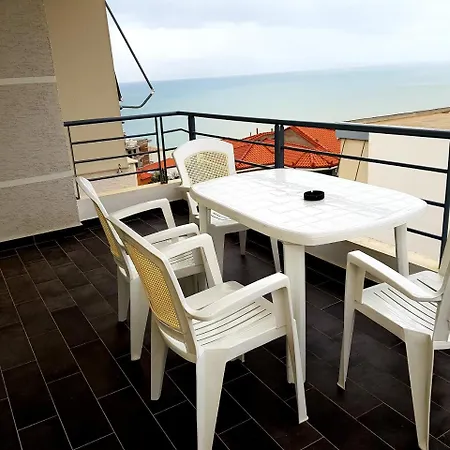 Apt Sarande 3* Sarandë